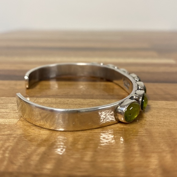 Navajo sterling bracelet cuff signed Albert Jake - Picture 3 of 9